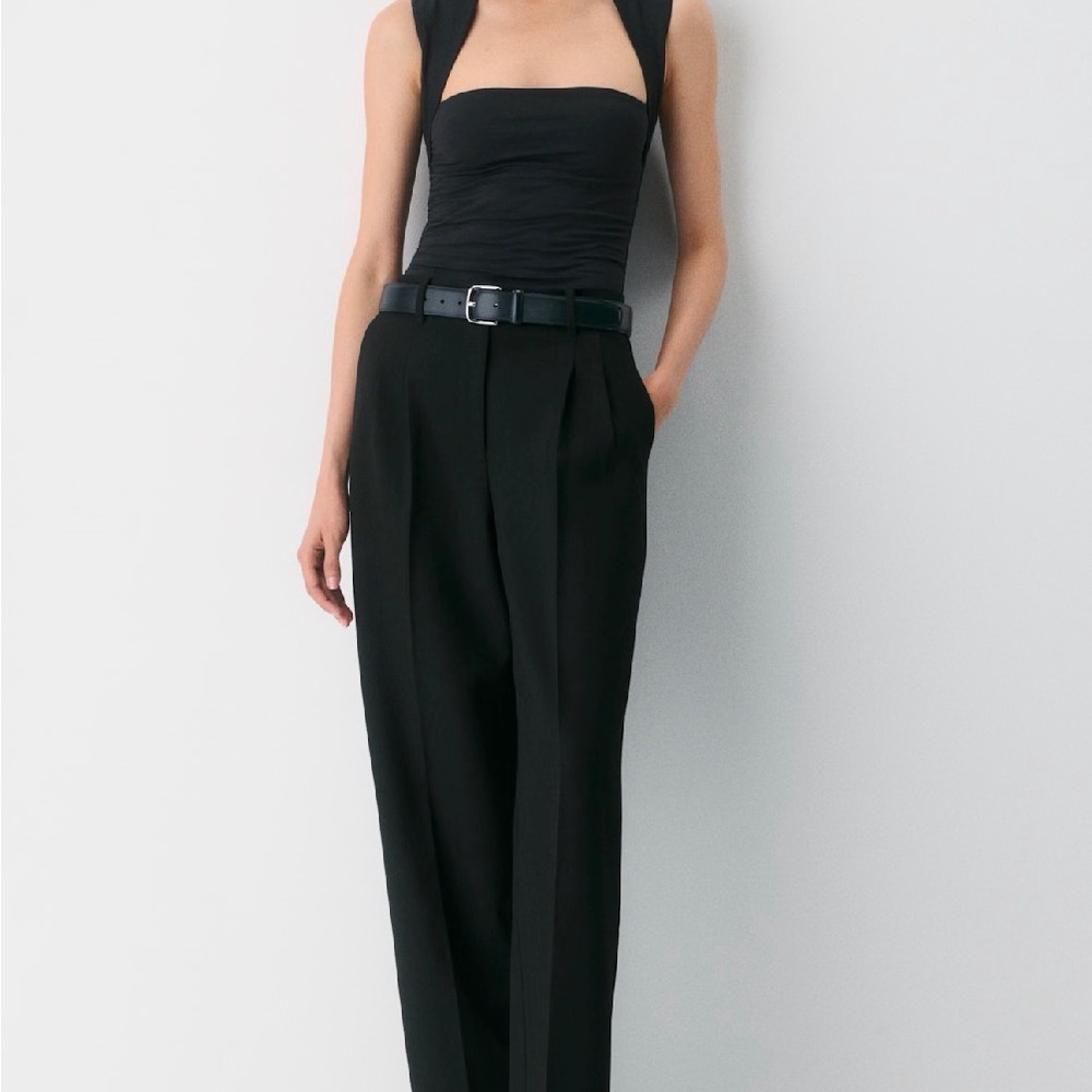 Aritiza Original Contour Flourish Top - Black - Picture 4 of 4